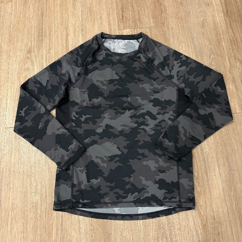 ALL IN MOTION Men's Long Sleeve Athletic Workout Shirt - Size L - Black/Grey